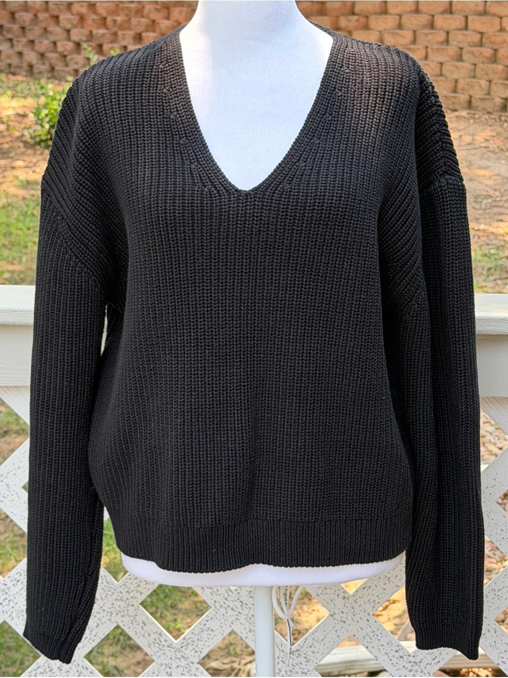 Quince Women Medium Black Organic Cotton V-Neck Sweater Fisherman Ribbed Chunky
